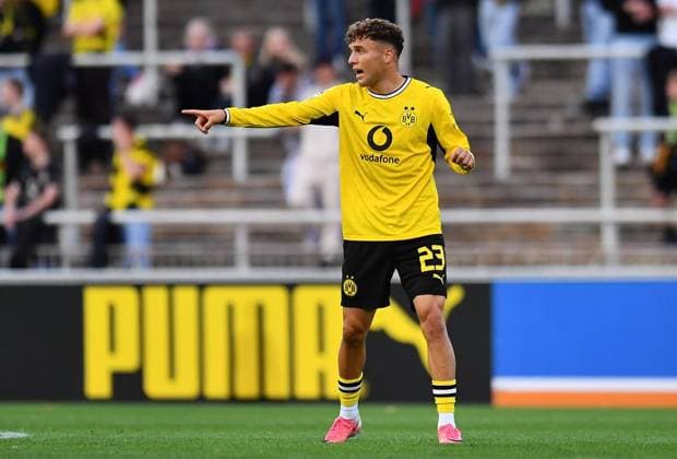 Borussia Dortmund U23 vs. Schalke 04 U23 ** FOR EDITORIAL USE ONLY ** EDITORIAL USE ONLY ** p Soccer Regionalliga West, Matchday 6: Borussia Dortmund U23 vs. Schalke 04 U23 on September 1, 2026, at Rote Erde Stadium in Dortmund. Malik Hodroj, Borussia Dortmund U23, Germany, North Rhine-Westphalia, Dortmund. Copyright ThorstenxTillmann Copyright: ThorstenxTillmann doc87ezw2mpp1y9wbjcl8u ,EDITORIAL USE ONLY Copyright: ThorstenxTillmann