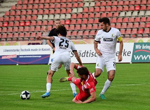 September 1, 2026 xkhx Kassel, Auestadion, Regionalliga Southwest, 2026–2027 Season, KSV Hessen Kassel vs. SV Eintracht Trier, Gianluca Pelzer and Christopher Spang of SV Eintracht Trier vs. Aaron Liesche Prieto 6, Hessen Kassel