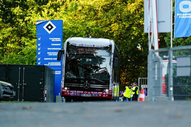 Teambus HEBC Hamburg GER, HEBC Hamburg vs. Borussia Dortmund, Fußball, DFB-Pokal, 1. Runde, Saison 2026 2027, 01.09.2026 GER, HEBC Hamburg vs. Borussia Dortmund, Fußball, DFB-Pokal, 1. Runde, Saison 2026 2027, 01.09.2026 Hamburg *** HEBC Hamburg Team Bus, Germany, HEBC Hamburg vs. Borussia Dortmund, Soccer, DFB Cup, 1st Round, 2026–2027 Season, September 1, 2026 GER, HEBC Hamburg vs. Borussia Dortmund, Soccer, DFB Cup, 1st Round, 2026–2027 Season, September 1, 2026 Hamburg Copyright: xEibner-Pressefoto MarcelxvonxFehrnx EP_MFN