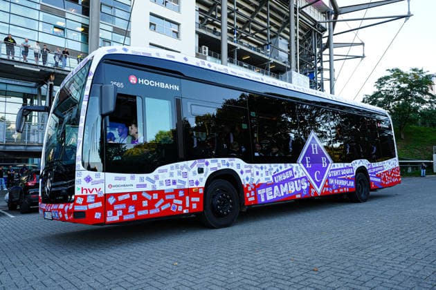 Teambus HEBC Hamburg GER, HEBC Hamburg vs. Borussia Dortmund, Fußball, DFB-Pokal, 1. Runde, Saison 2026 2027, 01.09.2026 GER, HEBC Hamburg vs. Borussia Dortmund, Fußball, DFB-Pokal, 1. Runde, Saison 2026 2027, 01.09.2026 Hamburg *** HEBC Hamburg Team Bus GER, HEBC Hamburg vs. Borussia Dortmund, Soccer, DFB Cup, 1st Round, 2026–2027 Season, September 1, 2026 GER, HEBC Hamburg vs. Borussia Dortmund, Soccer, DFB Cup, Round 1, 2026–2027 Season, September 1, 2026 Hamburg Copyright: xEibner-Pressefoto MarcelxvonxFehrnx EP_MFN