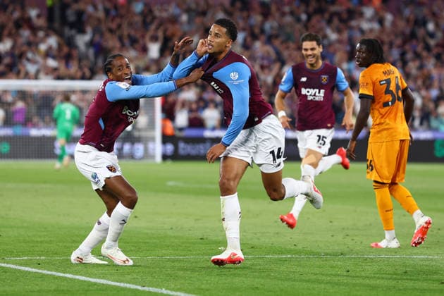 London, England, 1st September 2026. Divine Mukasa of West Ham United celebrates after scoring to make it 1-0 during the West Ham United vs Wolverhampton Wanderers Sky Bet Championship match at the London Stadium, London. Picture credit should read: Paul Terry Sportimage EDITORIAL USE ONLY. No use with unauthorised audio, video, data, fixture lists, club league logos or live services. Online in-match use limited to 120 images, no video emulation. No use in betting, games or single club league player publications. SPI_027_PT_West_Ham_Wolves SPI-4952-0027