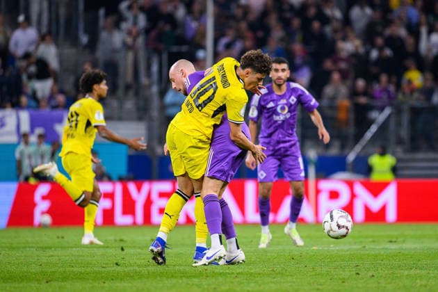 Fußball I Saison 2026-2027 I DFB-Pokal I 1. Runde I HEBC - Borussia Dortmund I 01.09.2026 Samuele Inacio (40, Borussia Dortmund), Fabian Lemke (21, HEBC Hamburg) Hamburg Volksparkstadion Hamburg Deutschland *** Soccer I 2026–2027 Season I DFB Cup I First Round I HEBC vs. Borussia Dortmund I September 1, 2026 Samuele Inacio 40, Borussia Dortmund, Fabian Lemke 21, HEBC Hamburg, Volksparkstadion, Hamburg, Germany Copyright: xLobecax xHenningxRohlfsx