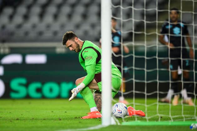 Torino FC v AC Monza - Coppa Italia Lucas Perri of Torino FC eyes the ball as Dany Mota (not shown in the picture) of AC Monza scores a goal during the Coppa Italia football match between Torino FC and AC Monza. Turin Italy Copyright: xNicolòxCampox