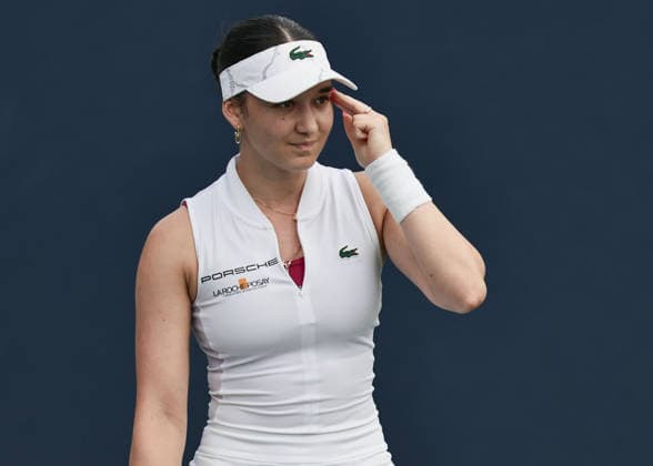 Eva Lys jubelt nach dem Sieg, Jubel, Freude, Emotion, US Open Championships, Billie Jean King National Tennis Center, Flushing Meadows, New York, USA . *** Eva Lys celebrates after her victory; celebration, joy, emotion; U.S. Open Championships; Billie Jean King National Tennis Center; Flushing Meadows; New York; USA Copyright: xJuergenxHasenkopfx