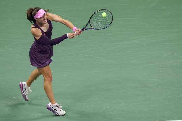 US Open tennis tournament - Day 3 Zeynep Sonmez of Turkey in action against Coco Gauff of the USA during their Women™s Singles round one mathc of the US Open Tennis Championships in Flushing Meadows, New York, USA, 01 September 2026. FLUSHING MEADOWS NEW YORK United States  Copyright: xBRIANxHIRSCHFELDx