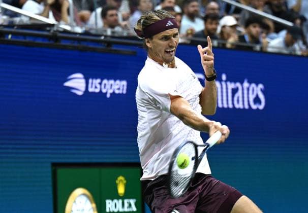 (260902) -- NEW, Sept. 2, 2026 -- Alexander Zverev of Germany hits a return during the men s singles first round match between Alexander Zverev of Germany and Lorenzo Sonego of Italy at the 2026 US Open tennis championships in New York, the United States, Sept. 2, 2026. ) (SP)U.S.-NEW YORK-TENNIS-US OPEN-MEN S SINGLES LixRui 