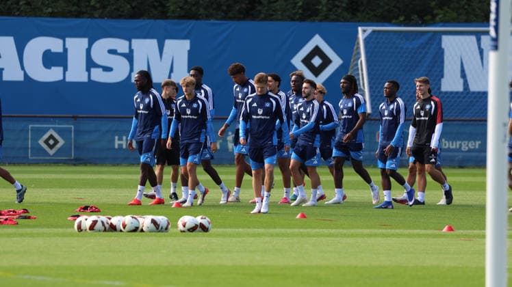 02.09.2026, xrekx, Fussball 1.Bundesliga, Hamburger SV - Training v.l. David Moller Wolfe (Hamburger SV) David Moller Wolfe (Hamburger SV) Hamburg *** September 2, 2026, xrekx, Soccer, Bundesliga 1, Hamburger SV Training: David Moller Wolfe, Hamburger SV, David Moller Wolfe, Hamburger SV, Hamburg