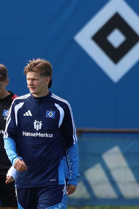 02.09.2026, xrekx, Fussball 1.Bundesliga, Hamburger SV - Training v.l. David Moller Wolfe (Hamburger SV) Hamburg *** September 2, 2026, xrekx, Soccer, Bundesliga 1, Hamburger SV Practice: David Moller Wolfe, Hamburger SV, Hamburg