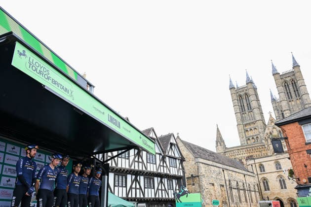 2026 Lloyds Tour of Britain Men Picture by Zac Williams SWpix.com - 02 09 2026 - Cycling - UCI ProSeries - 2026 Lloyds Tour of Britain Men - Stage 1: Lincoln to Lincoln (182.5km) - Sam Bennett, Mark Donovan, Fabio Christen, Kamil Malecki, Xandro Meurisse, Matteo Moschetti (Pinarello-Q36.5 Pro Cycling Team) Cycling Copyright: x xSWpix.comx(t axPhotographyxHubxLtd)xZacxWilliams SWpix.comx SWP-3030-21769