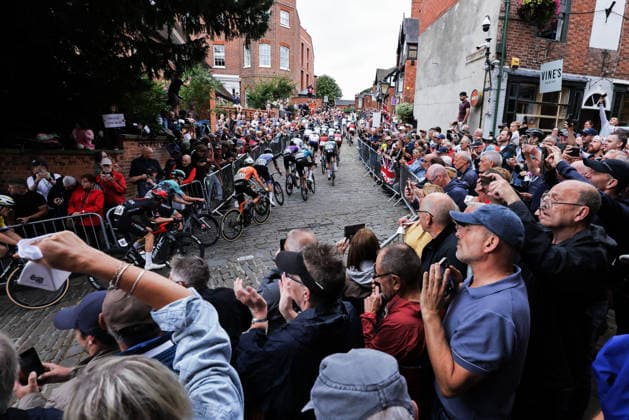 2026 Lloyds Tour of Britain Men Picture by Alex Whitehead SWpix.com - 02 09 2026 - Cycling - UCI ProSeries - 2026 Lloyds Tour of Britain Men - Stage 1: Lincoln to Lincoln (182.5km) - The Peloton Copyright: x xSWpix.comx(t axPhotographyxHubxLtd)xAlexxWhitehead SWpix.comx SWP-3030-21811
