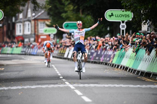 2026 Lloyds Tour of Britain Men Picture by Simon Wilkinson SWpix.com - 02 09 2026 - Cycling - UCI ProSeries - 2026 Lloyds Tour of Britain Men - Stage 1: Lincoln to Lincoln (182.5km) - Winner of Stage 1, Lewis Askey (NSN Cycling Team) celebrates Copyright: x xSWpix.comx(t axPhotographyxHubxLtd)xSimonxWilkinson SWpix.comx SWP-3030-21831