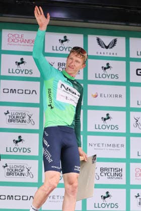 2026 Lloyds Tour of Britain Men Picture by Alex Whitehead SWpix.com - 02 09 2026 - Cycling - UCI ProSeries - 2026 Lloyds Tour of Britain Men - Stage 1: Lincoln to Lincoln (182.5km) - Winner of stage 1 Lewis Askey (NSN Cycling Team) wearing the leaders jersey Copyright: x xSWpix.comx(t axPhotographyxHubxLtd)xAlexxWhitehead SWpix.comx SWP-3030-21843