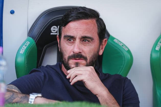 SassuoloÕs head coach Roberto Aquilani looks on during the Round of 16 of Frecciarossa Italian Cup 2026 2027 match between Sassuolo and Frosinone at Mapei Stadium Cittˆ del Tricolore - Soccer - Reggio Emilia, Italy - Wednesday September 2, 2026  Copyright: xMassimoxPaolone LaPressex