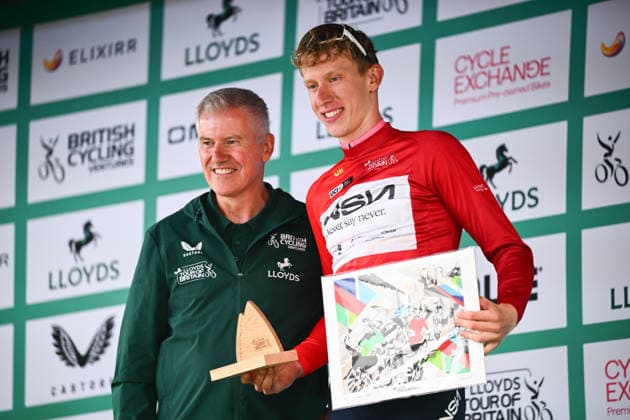 2026 Lloyds Tour of Britain Men Picture by Simon Wilkinson SWpix.com - 02 09 2026 - Cycling - UCI ProSeries - 2026 Lloyds Tour of Britain Men - Stage 1: Lincoln to Lincoln (182.5km) - Winner of stage 1 Lewis Askey (NSN Cycling Team) wearing the points jersey Copyright: x xSWpix.comx(t axPhotographyxHubxLtd)xSimonxWilkinson SWpix.comx SWP-3030-21851