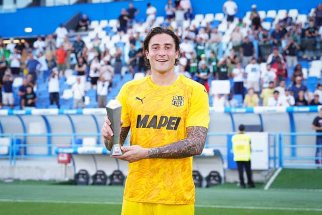 SassuoloÕs Stefano Turati Player of the match at the end of the Round of 16 of Frecciarossa Italian Cup 2026 2027 match between Sassuolo and Frosinone at Mapei Stadium Cittˆ del Tricolore - Soccer - Reggio Emilia, Italy - Wednesday September 2, 2026  Copyright: xMassimoxPaolone LaPressex