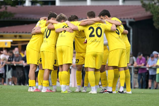 SG Sonnenhof Grossaspach team photo before the TSV Ehningen vs. SG Sonnenhof Grossaspach game, soccer, DB Regio wfv Cup Round of 16, 2026–2027 season, September 2, 2026: TSV Ehningen vs. SG Sonnenhof Grossaspach, soccer, DB Regio wfv Cup Round of 16, 2026–2027 season, September 2, 2026, Ehningen Copyright: xEibner-Pressefotox EP_TBR