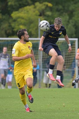 Tino Dannecker, TSV Ehningen, 07 a.m., battling for the ball against Volkan Celiktas of SG Sonnenhof Großaspach, 05 TSV Ehningen vs. SG Sonnenhof Großaspach, soccer, DB Regio wfv Cup Round of 16, 2026–2027 season, September 2, 2026, TSV Ehningen vs. SG Sonnenhof Großaspach, Soccer, DB Regio WfV Cup Round of 16, 2026–2027 season, September 2, 2026, Ehningen Copyright: xEibner-Pressefotox EP_TBR