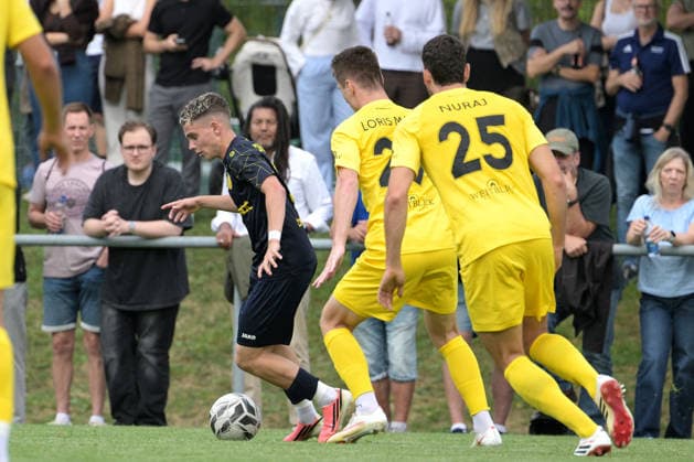 Tino Dannecker, TSV Ehningen, 07 a.m., battling for the ball with Loris Maier of SG Sonnenhof Großaspach, 27 TSV Ehningen vs. SG Sonnenhof Großaspach, soccer, DB Regio wfv Cup Round of 16, 2026–2027 season, September 2, 2026, TSV Ehningen vs. SG Sonnenhof Großaspach, Soccer, DB Regio wfv Cup Round of 16, 2026–2027 Season, September 2, 2026, Ehningen Copyright: xEibner-Pressefotox EP_TBR