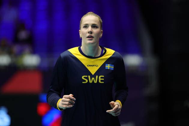 BRNO, CZECH REPUBLIC 20260902 Sweden s Isabelle Haak warms up during the quarterfinal of the Women s European Volleyball Championship between Italy and Sweden in Brno, Czech Republic BRNO CZECH REPUBLIC x9200x  Copyright: xAdamxIhse TTx VOLLEYBOLL-EM 2026 ITALIEN-SVERIGE