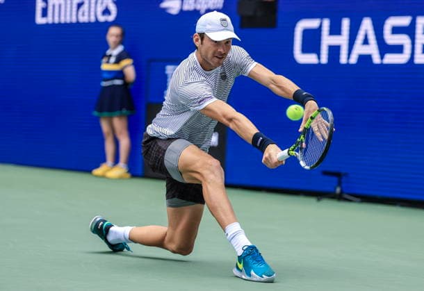 US Open tennis tournament - Day 4 Sebastian Gorzny of USA in action against Daniil Medvedev of Russia during the Men s Singles second round match of the US Open Tennis Championships in Flushing Meadows, New York, USA, 02 September 2026. FLUSHING MEADOWS NEW YORK United States  Copyright: xCRISTOBALxHERRERA-ULASHKEVICHx