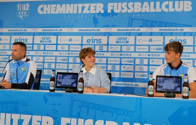 CFC Press Conference, September 2, 2026, Chemnitz, eins Stadium on Gellertstraße, CFC, Northeast Regional League, press conference ahead of the second-round match of the Wernesgrüner Saxony Cup against Dresdner SC. In attendance are head coach Benjamin Duda, press officer Nicole Ringeisen, and goalkeeper David Wunsch. Chemnitz, Saxony, Germany