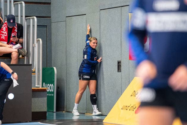 HSG Blomberg Lippe (GER) vs. TuS Metzingen (GER), Handball, Women s Handball Bundesliga 1, Matchday 2, 2026–2027 Season, Blomberg, September 2, 2026—Laura Rueffieux of HSG Blomberg Lippe, number 3, during warm-ups at the Blomberg Synflex Arena on Ulmenallee, Germany