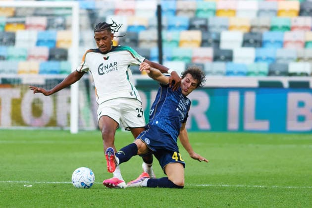 Venezia s redouane halhal fights for the ball with Udinese s unai Gomez during the Coppa Italia soccer match between Udinese and Venezia at the Friuli Stadium in Udine, north east Italy - September 02, 2026. - Soccer  Copyright: xAndreaxBressanutti LaPressex
