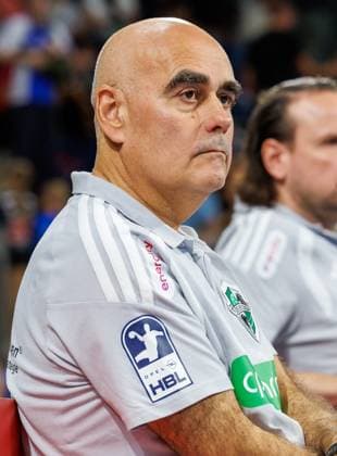September 2, 2026 Handball 1st Bundesliga OPEL HBL 2026–2027 Season, Matchday 2: HC Erlangen, Nuremberg Metropolitan Region, HCE, TSV Hannover Burgdorf, Die Recken, DaMa, xdaxmax, Juan Carlos Pastor Gomez, Coach of TSV Hannover Burgdorf, looking pensive