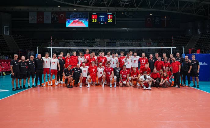 Turkiye v Denmark - CEV EuroVolley 2026 Men Friendly Match ANKARA, TURKIYE - SEPTEMBER 2: Players and coaching staff of Turkiye and Denmark pose for a group photo after a friendly match ahead of the 2026 CEV Men s European Volleyball Championship between Turkiye and Denmark at Baskent Volleyball Hall in Ankara, Turkiye, on September 2, 2026. Guven Yilmaz Anadolu Ankara Turkey. Editorial use only. Please get in touch for any other usage.  Copyright: x2026xAnadoluxGuvenxYilmazx