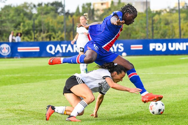 FOOTBALL : PSG vs Eintracht Francfort - UEFA Women™s Champions League - 02 09 2026 Hayley Raso (Eintracht Francfort) Merveille Kanjinga (PSG) PoissyFrance  Copyright: xBaptistexAutissierx