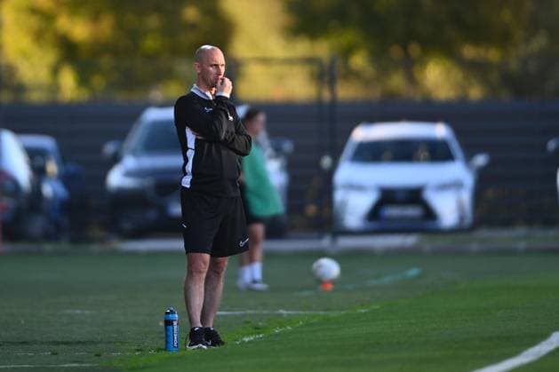 FK Csikszereda and Breidablik, UEFA Women™s Europa Cup Ian Jeffs reacts during the UEFA Women s Europa Cup 2026 2027 First qualifying round game between FK Csikszereda and Breidablik on 02 September 2026, Municipal Stadium in Miercurea Ciuc - Romania. Alex Nicodim Imago Images Copyright: xx