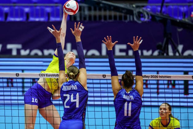 BRNO, CZECH REPUBLIC 20260902 Italy s Myriam Fatime Sylla and Italy s Anna Danesi face off against Sweden s Isabelle Haak during the quarterfinal match of the Women s Volleyball European Championship between Italy and Sweden in Brno, Czech Republic BRNO CZECH REPUBLIC x9200x  Copyright: xAdamxIhse TTx EURO VOLLEYBALL CHAMPIONSHIP 2026 ITALY-SWEDEN