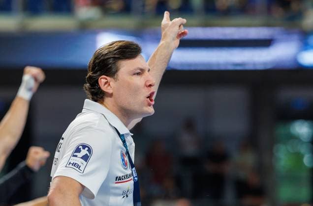 September 2, 2026 Handball 1st Bundesliga OPEL HBL 2026–2027 Season, Matchday 2: HC Erlangen (Nuremberg Metropolitan Region) vs. HCE TSV Hannover Burgdorf; Die Recken Women’s Team; xdaxmax; Johannes Sellin, coach of HC Erlangen; HCE gestures while giving instructions conducts, gives instructions