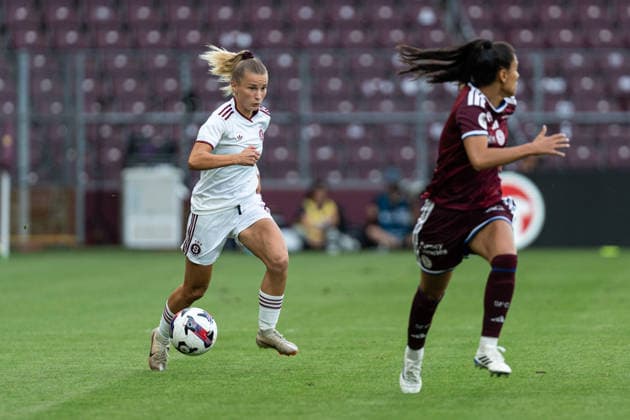 GENEVA, SWITZERLAND - SEPTEMBER 2 : Laura Retkesová of Sparta Praha drives the ball during the UEFA Women s Champions League between Servette FC Chenois Féminin and AC Sparta Praha at Stade de Genève in Geneva, Switzerland. Copyright: xCarlaxBoticax xSPPx Sportspressphoto_SPR222186