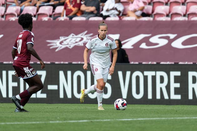 GENEVA, SWITZERLAND - SEPTEMBER 2 : Michaela Khýrová of Sparta Praha drives the ball during the UEFA Women s Champions League between Servette FC Chenois Féminin and AC Sparta Praha at Stade de Genève in Geneva, Switzerland. Copyright: xCarlaxBoticax xSPPx Sportspressphoto_SPR222189