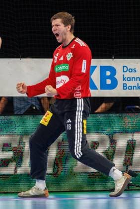 September 2, 2026 Handball 1st Bundesliga OPEL HBL 2026–2027 Season Matchday 2 HC Erlangen Nuremberg Metropolitan Region HCE TSV Hannover Burgdorf Die Recken Women s Team xdaxmax Cheering Joy Simon Gade 16, TSV Hannover Burgdorf clenches fists