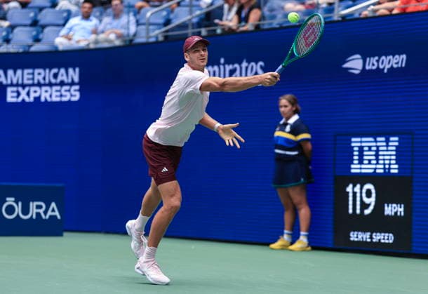 US Open tennis tournament - Day 4 Hubert Hurkacz of Poland in action against Ben Shelton of USA during the Men s Singles second round match of the US Open Tennis Championships in Flushing Meadows, New York, USA, 02 September 2026. FLUSHING MEADOWS NEW YORK United States  Copyright: xCRISTOBALxHERRERA-ULASHKEVICHx