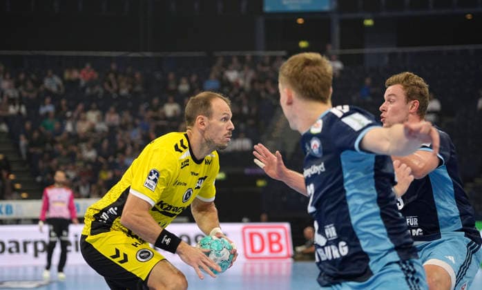Photo of Kai Häfner (Stuttgart) with the ball against Moritz SAUTER (Hamburg) – Men s Handball 1st Bundesliga, Matchday 2, Wed, Sep 2, 2026 – Handball 1st League: HCH Hamburg vs. TVB Stuttgart