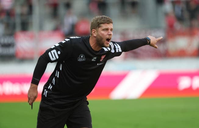 September 2, 2026 Halle, Saale, Saxony-Anhalt Sports Soccer Hallescher FC Halle (HFC) Northeast Regional League (4th Division) Men s Season 2026–2027 Matchday 6 Hallescher FC vs. SV Tasmania Berlin Robert Schröder, Head Coach of Hallescher FC