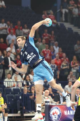 Handball Opel Handball Bundesliga 2026–2027 Handball Sport Verein Hamburg vs. TVB Stuttgart Oliver Norlyk, Hamburg, successful shot, Barclays Arena Hamburg