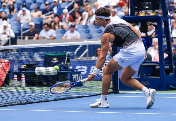 US Open tennis tournament - Day 4 Ben Shelton of USA in action against Hubert Hurkacz of Poland during the Men s Singles second round match of the US Open Tennis Championships in Flushing Meadows, New York, USA, 02 September 2026. FLUSHING MEADOWS NEW YORK United States  Copyright: xCRISTOBALxHERRERA-ULASHKEVICHx