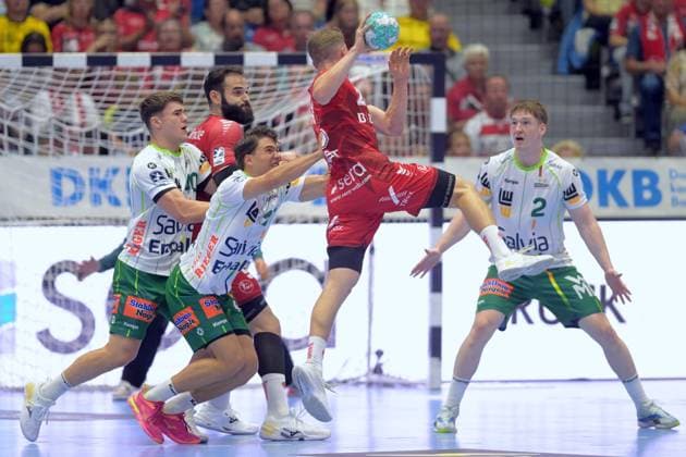 Luca Sigrist, MT Melsungen 28 (on the ball), Tim Gossner, Frisch Auf Goeppingen 17, Oskar Neudeck, Frisch Auf Goeppingen 2 R, Ruben Marchan, MT Melsungen 2, Elias Newel, Frisch Auf Goeppingen 40, GER, MT Melsungen vs. Frisch Auf Göppingen, Handball, 1st Bundesliga, Matchday 2, 2026–2027 Season, September 2, 2026, GER, MT Melsungen vs. Frisch Auf Goeppingen, Handball, 1st Bundesliga, Matchday 2, 2026–2027 season, September 2, 2026, Kassel Copyright: xEibner-Pressefotox xRolandxSippelx EP_RSL