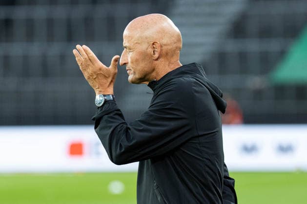 Soccer, Switzerland Brack Super League, Matchday 6: Grasshopper Club Zurich vs. FC St. Gallen 1879, Wednesday, September 2, 2026, Letzigrund Stadium, Zurich; Peter Zeidler, Head Coach, Grasshopper Club Zurich Copyright: xValentinxDomgjonix