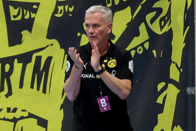 Coach Kay Rothenpieler of Borussia Dortmund celebrates during the Alsco Women s Handball Bundesliga match between Borussia Dortmund and Sport Union Neckarsulm, Sporthalle Wellinghofen on September 2, 2026, in Dortmund, Germany. Photo by Marco Steinbrenner, DeFodi Images. Coach Kay Rothenpieler of Borussia Dortmund cheers during the Alsco Women’s Handball Bundesliga match between Borussia Dortmund and Sport Union Neckarsulm at Sporthalle Wellinghofen on September 2, 2026 in Dortmund, Germany. Photo by Marco Steinbrenner, DeFodi Images. Photo by Marco Steinbrenner, DeFodi Images