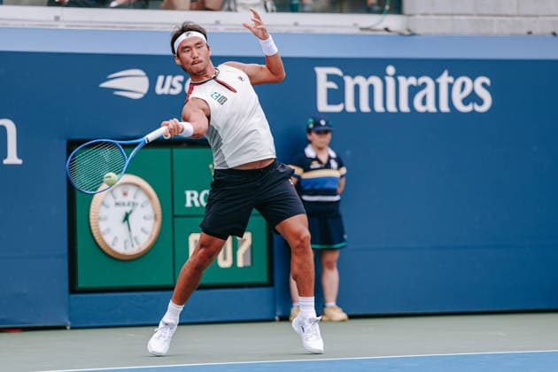 US Open tennis tournament - Day 4 Yunchaokete Bu of China in action against Rafael Jodar of Spain during the Men s Singles second round match of the US Open Tennis Championships, in Flushing Meadows, New York, USA, 02 September 2026. FLUSHING MEADOWS NEW YORK United States  Copyright: xOLGAxFEDOROVAx