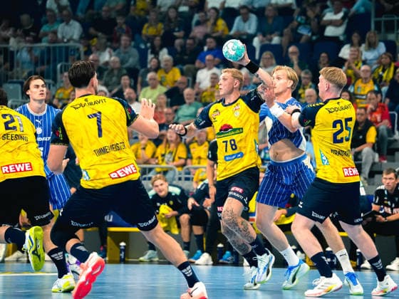September 2, 2026, xwppx, Opel HBL Handball, Rhein-Neckar Löwen vs. VfL Gummersbach; from left: Robert Timmermeister (Rhein-Neckar Löwen), Edwin Aspenback (Rhein-Neckar Löwen), Haukur Thrastarson (Rhein-Neckar Löwen), Mannheim