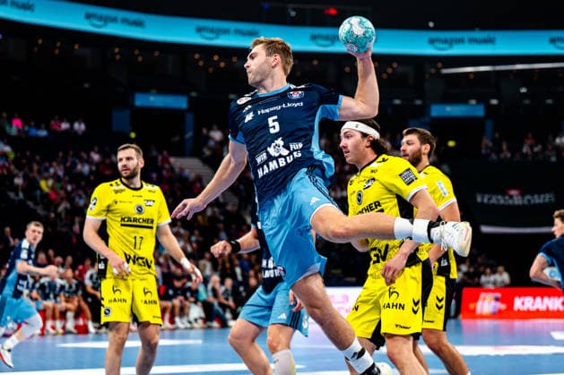 September 2, 2026, xdobgx, Opel HBL Handball, Handball Club Hamburg vs. TVB Stuttgart, left: Oliver Norlyk of Handball Club Hamburg, taking a shot, in action, shooting for Hamburg