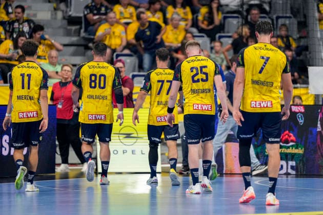 From left: Niclas Mierzwa (RNL), 11; Jannik Kohlbacher (RNL), 80; Dani Baijens (RNL), 77; Haukur Thrastarson (RNL), 25; Robert Timmermeister RNL, 7, Rhein-Neckar Löwen player looking disappointed, disappointment, frustration, pessimistic, action, game scene, September 2, 2026, Mannheim, Germany, handball, Bundesliga, Rhein-Neckar Löwen vs. VfL Gummersbach xozx