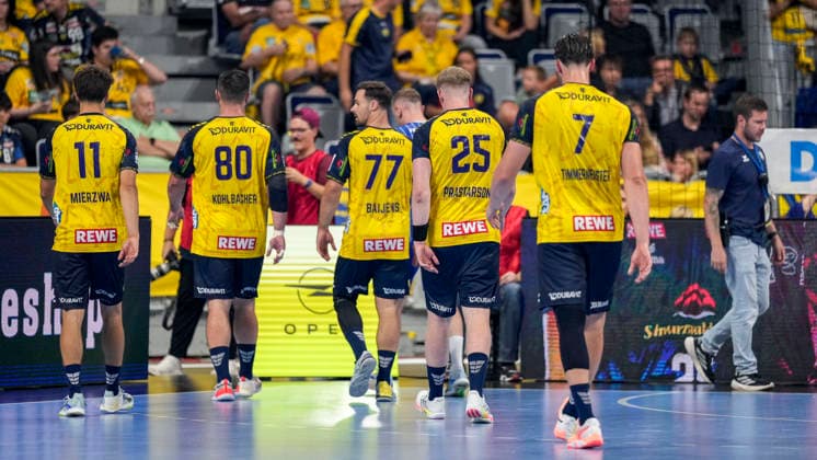 From left: Niclas Mierzwa (RNL), 11; Jannik Kohlbacher (RNL), 80; Dani Baijens (RNL), 77; Haukur Thrastarson (RNL), 25; Robert Timmermeister RNL, 7, Rhein-Neckar Löwen player looking disappointed, disappointment, frustration, pessimistic, action, game scene, September 2, 2026, Mannheim, Germany, handball, Bundesliga, Rhein-Neckar Löwen vs. VfL Gummersbach xozx