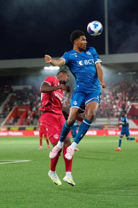 Thun, Switzerland - September 02: Karim Sow (71 Lausanne) with a header during the Brack Super League match between FC Thun and FC Lausanne at VISANA STADION on September 02, 2026 in Thun, Switzerland. Copyright: xKjetilxWaberx xSPPx Sportspressphoto_SPR222228